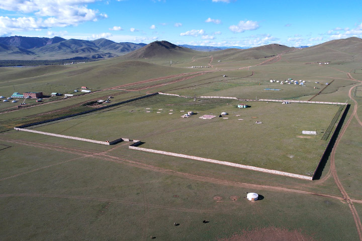 慈心基金會在蒙古烏蘭巴托市郊，建構種樹技術交流與環境教育示範基地，佔地逾7公頃，將成為重要的推廣平台