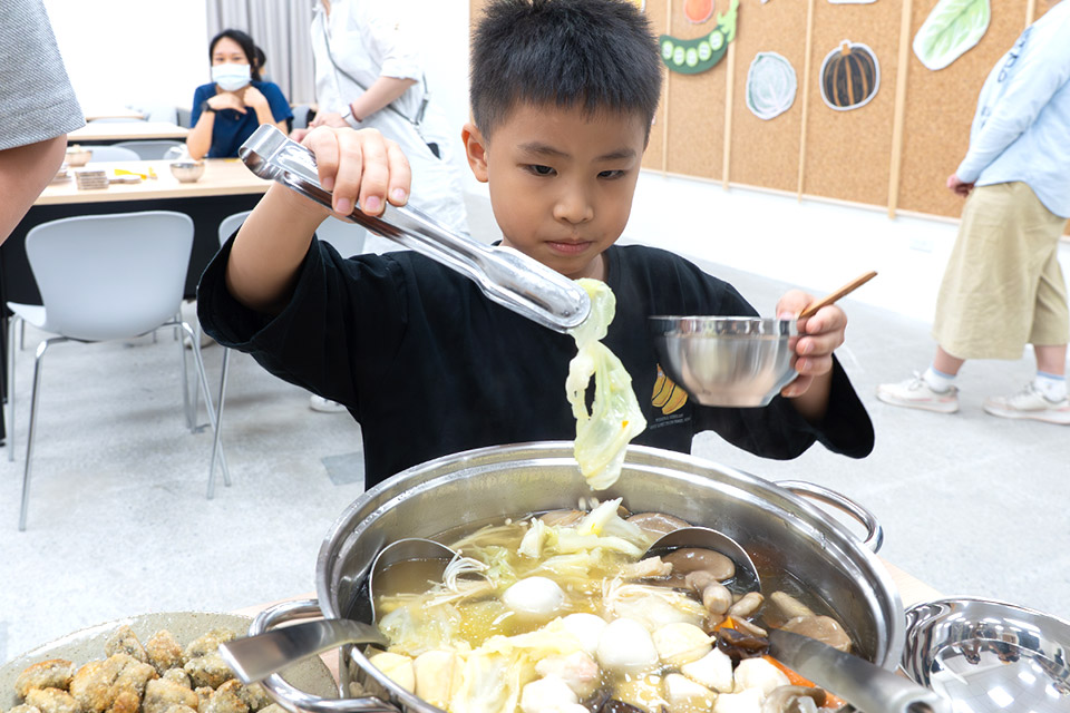 里仁策展「更永續的一餐」從選火鍋料開始，陪親子實踐永續！