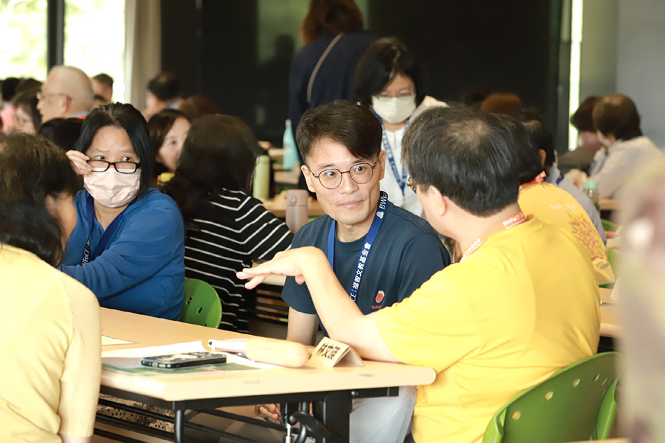 福智文教「大專」教師生命成長營，用靜心念恩完善幸福教育！