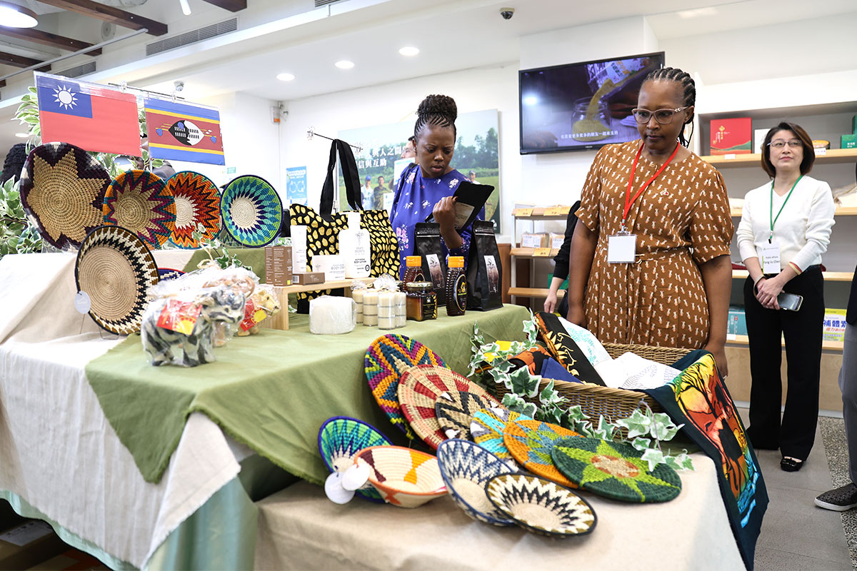 友邦史瓦帝尼議長團參訪里仁，開展有機永續農業經貿新契機！