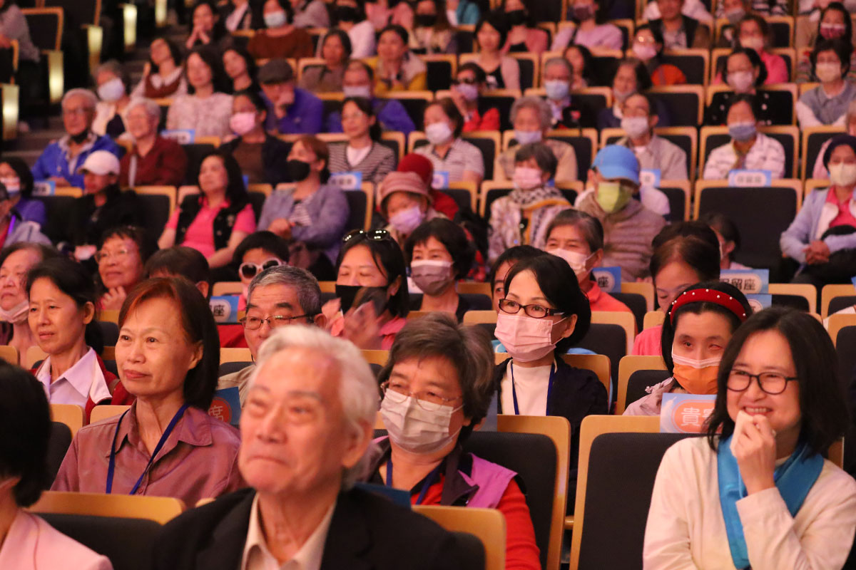 2025 心光傳愛祝福音樂會圓滿，傳唱超越困境的光明心音！