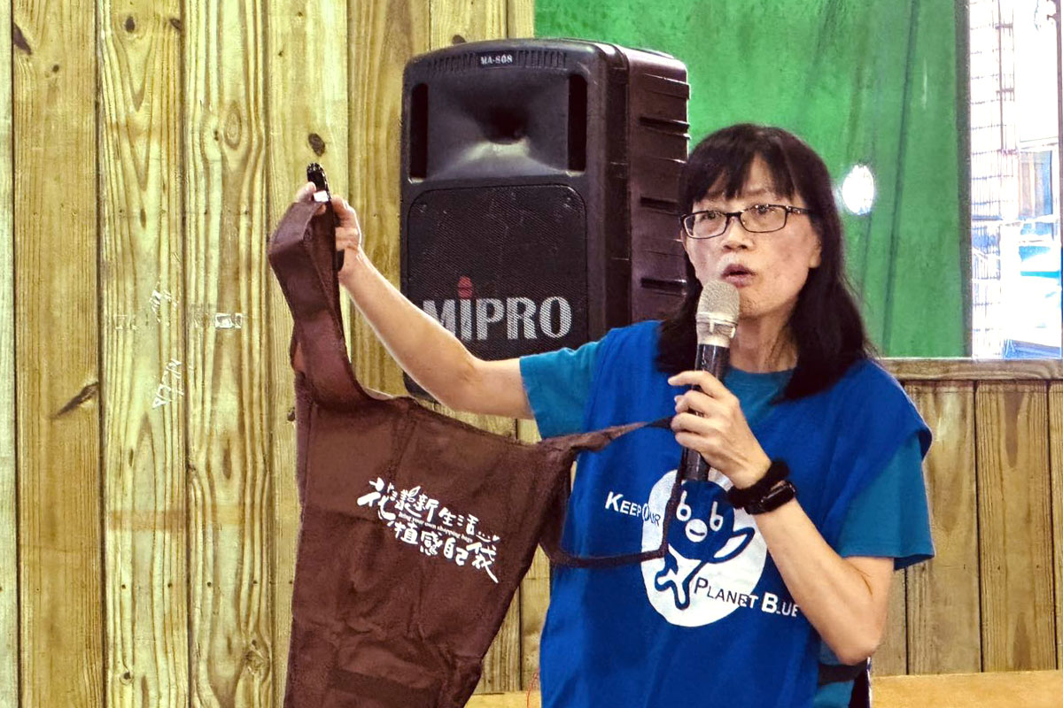 打造「不塑花市」！慈心響應環境部推動建國花市減塑計畫