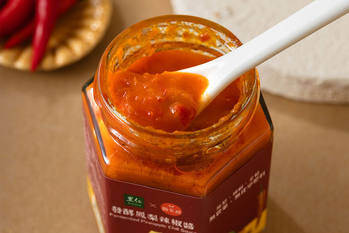 里仁「發酵鳳梨辣椒醬、植物海鮮漿、即飲茶」獲 2025 食創獎肯定！