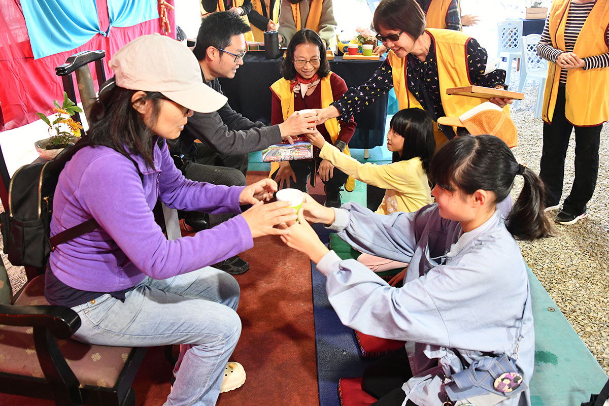 福智僧團月稱光明寺 2026 春節盛會，祈福敬老迎新年！