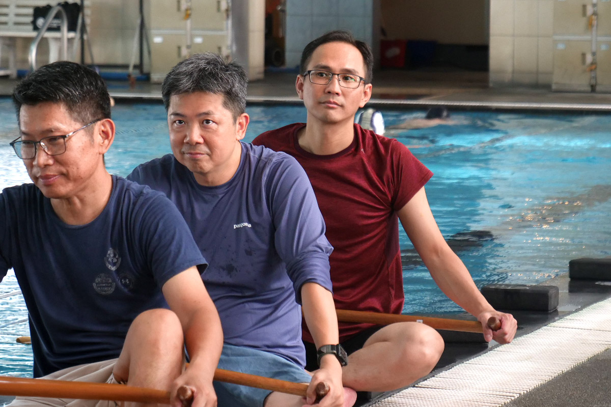 福智中學親師生參與龍舟競賽，培養同舟共濟的勇敢精神！