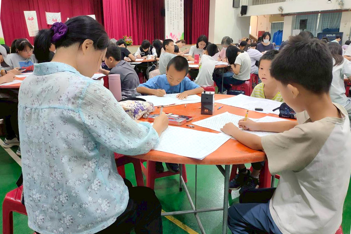 福智教育園區以「寫字」練心，奠定自省覺察、專注學習的基礎