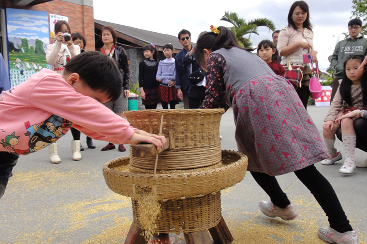 里仁響應「永續農遊」計畫,邀您到有機農場,邊玩邊守護大地