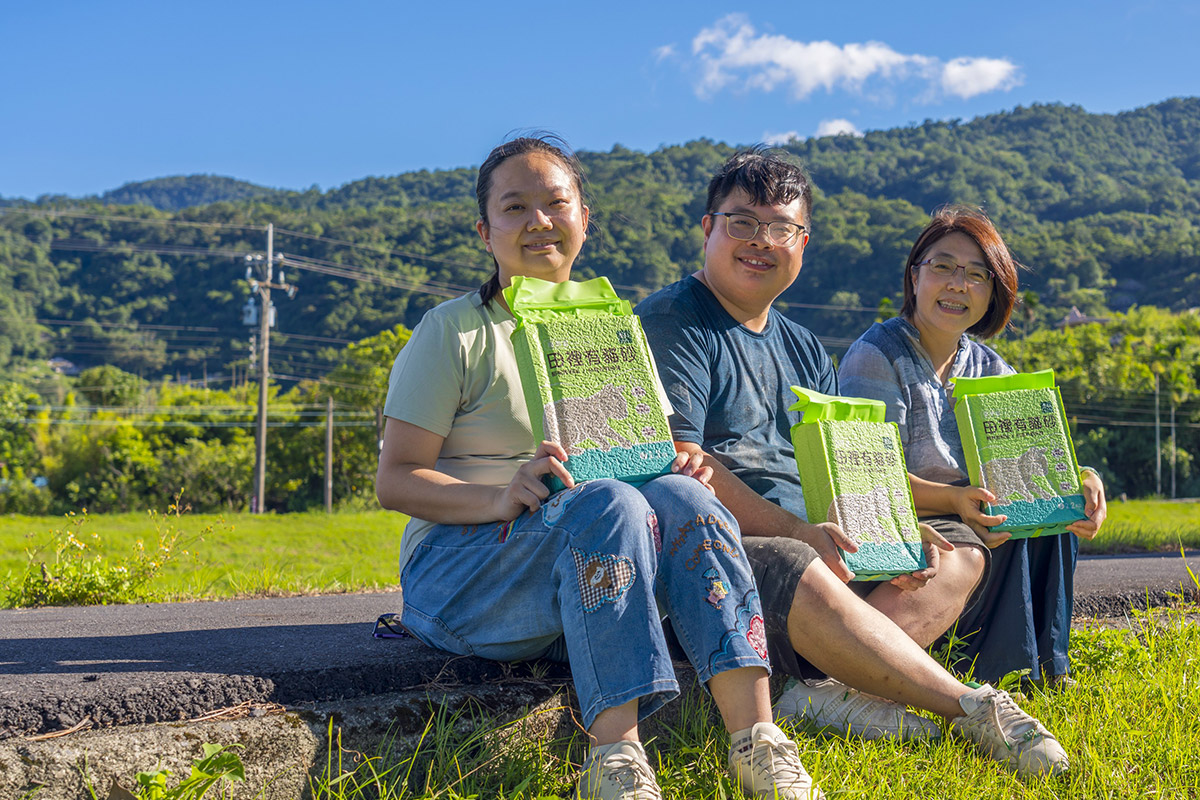 響應國際狗狗日，里仁「毛孩守護季」提供寵物照護新選擇！