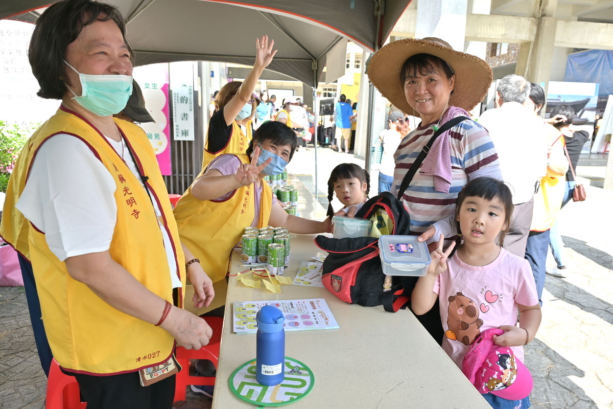 月稱光明寺 2025 溫馨傳月情,千位鄉親響應蔬食護生愛地球!