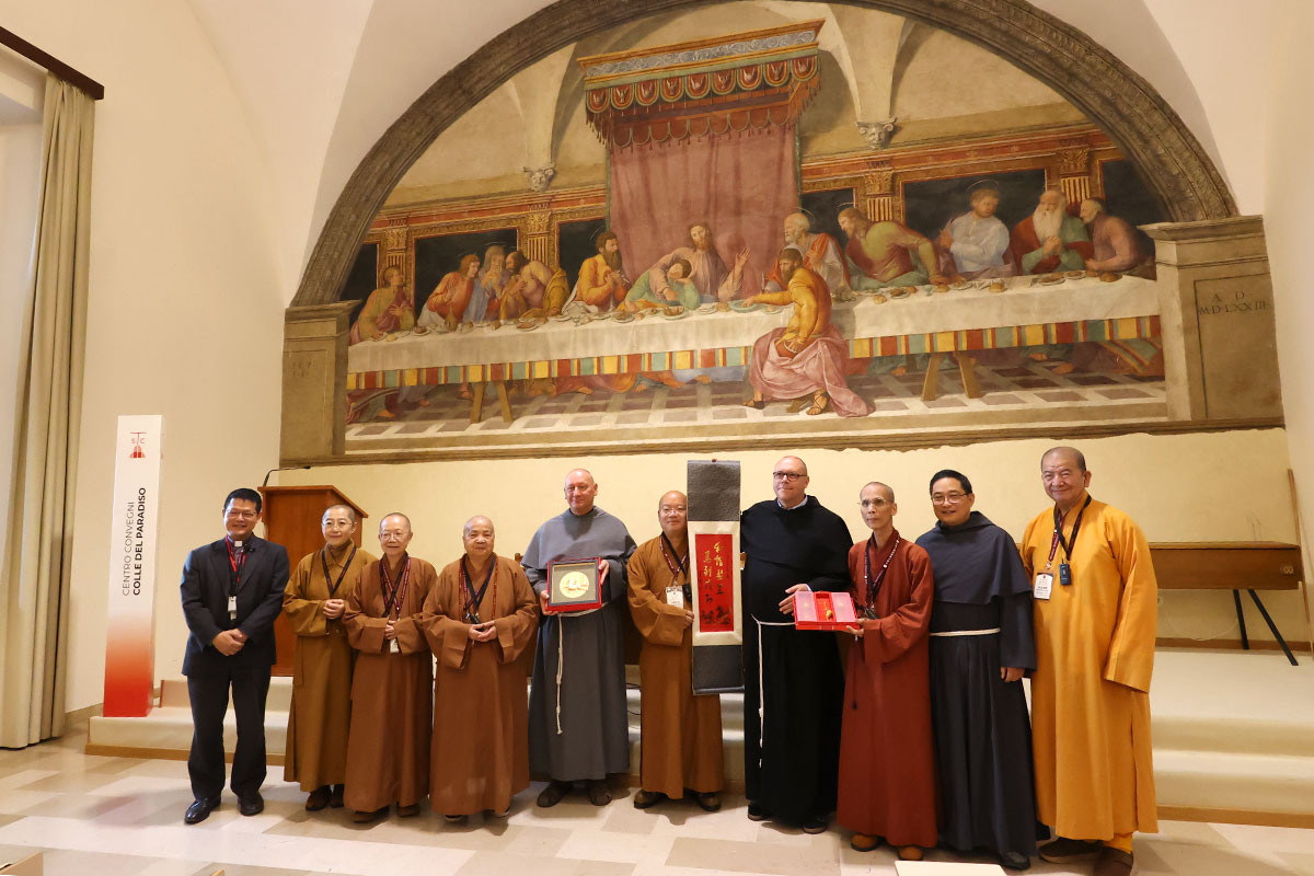 福智僧團赴梵蒂岡參加紀念活動，跨宗教祝福世界和平